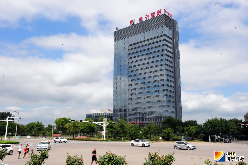 1535926599302814.jpg 001C8o8Izy7配图.jpg