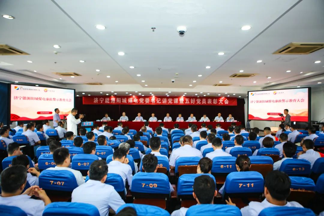 1698890434347438.jpg 保驾护航.jpg