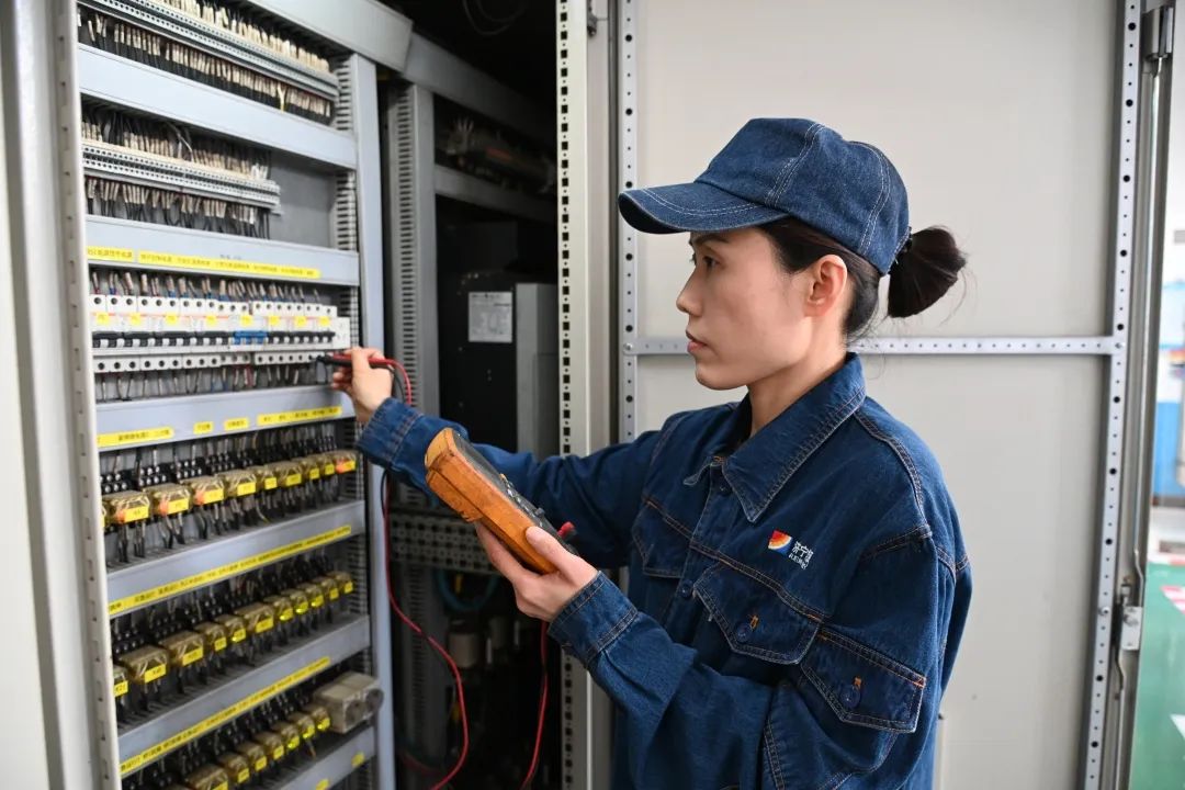 1727056578424766.jpg 李兆丽1.jpg