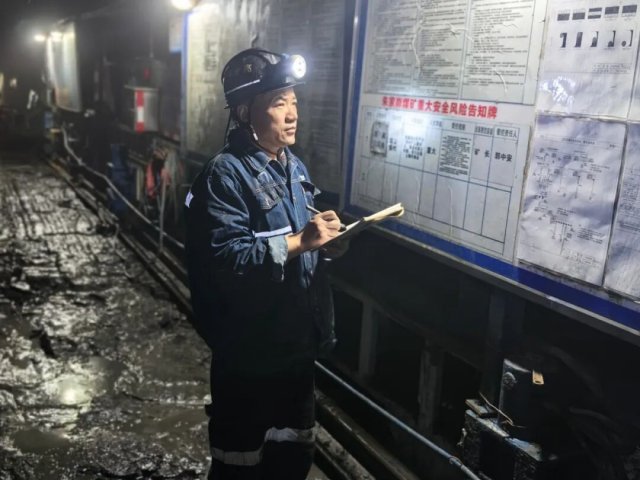 班组长说丨率全亮：从支护工到掘进攻坚领路人